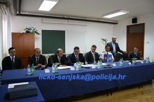 Slika PU_LS/fotke za vijesti/ministar-1.jpg